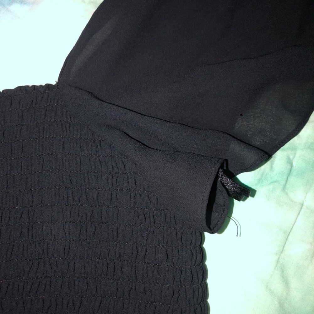 Theory Smocked Top - Picture 4 of 4